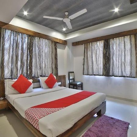 Hotel Green Apple Gandhinagar Esterno foto