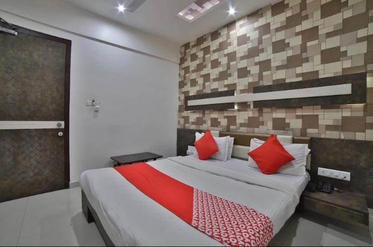 Hotel Green Apple Gandhinagar Esterno foto